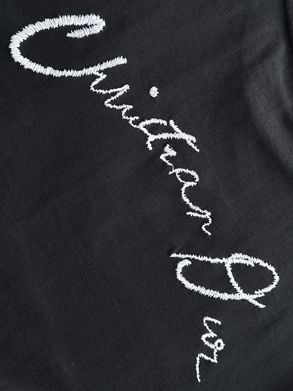 ブランドTシャツ角部分ディテール